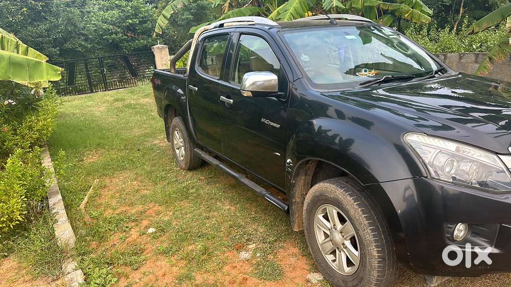 Isuzu D-max V-cross 120000 Km Driven