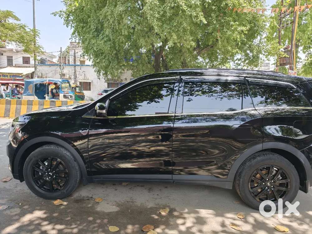 Mahindra Xuv700 Diesel 2025