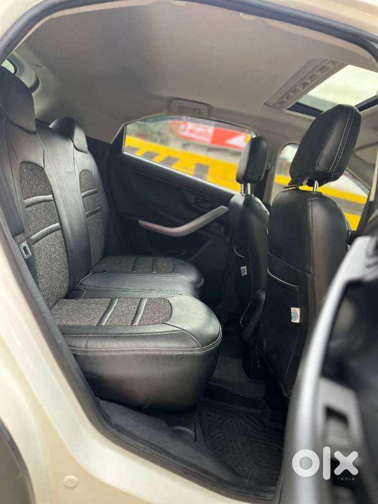 Tata Nexon 1.2 Revotron Xma Amt (s), 2020, Petrol