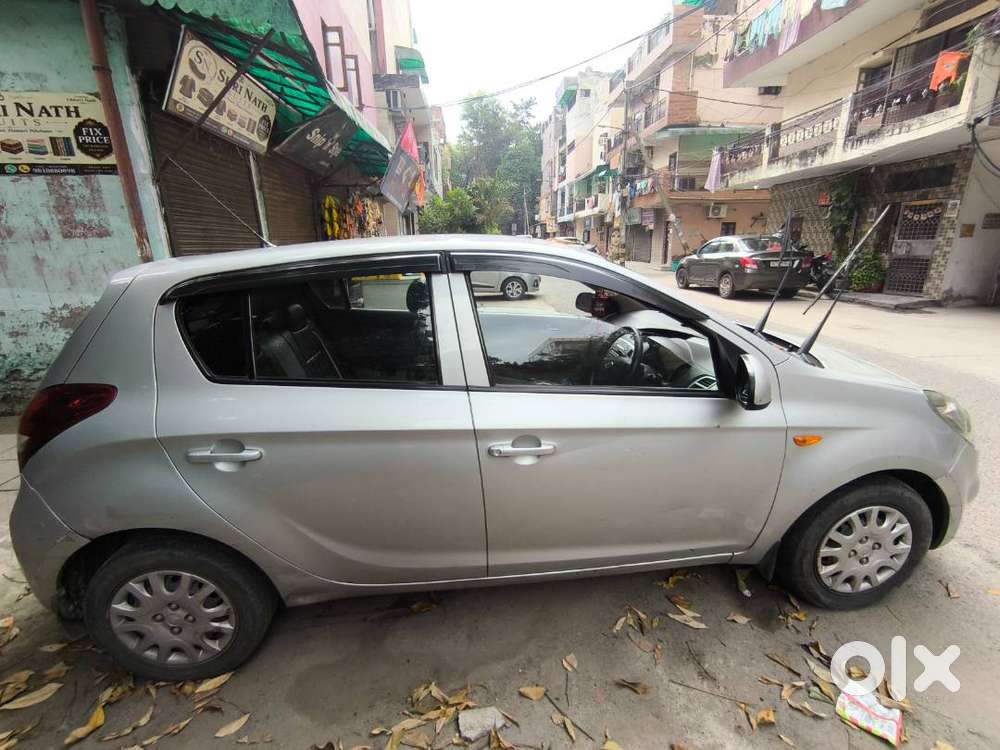 Hyundai I20 Dec 2011 Petrol - Excellent Condition