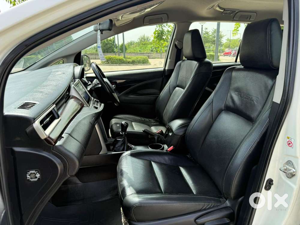 Toyota Innova Crysta