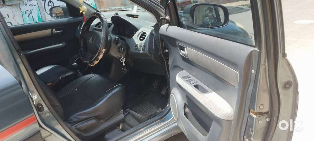 Maruti Suzuki Dzire 1.2 Vxi, 2012, Petrol