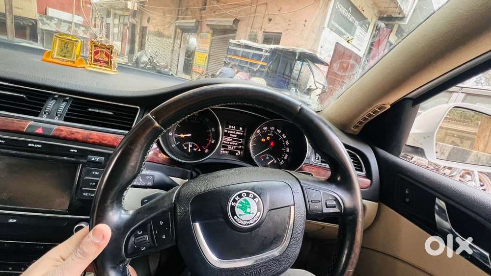 Skoda Superb 1.8 2012 Km Driven 69376