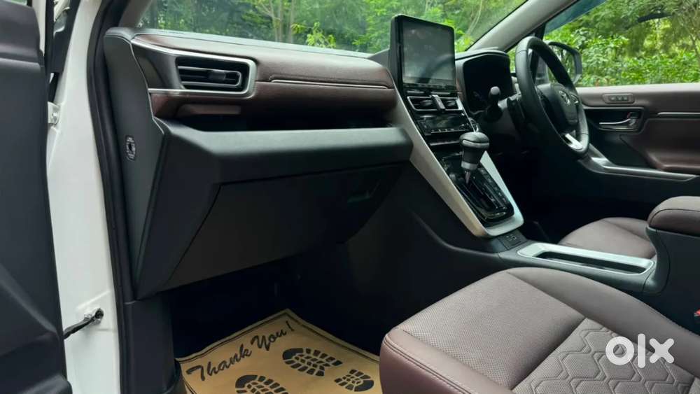 Toyota Innova Hycross, 2026, Petrol