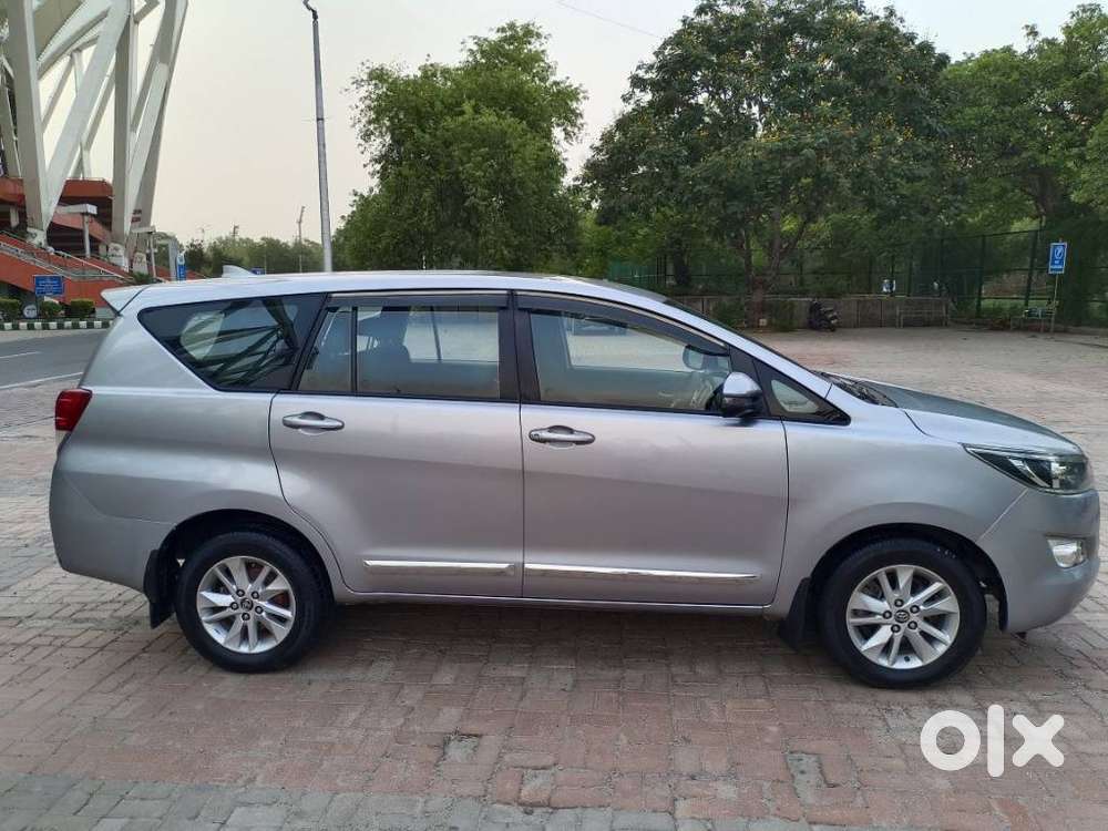 Toyota Innova Crysta 2.4 G Mt 8s, 2018, Diesel