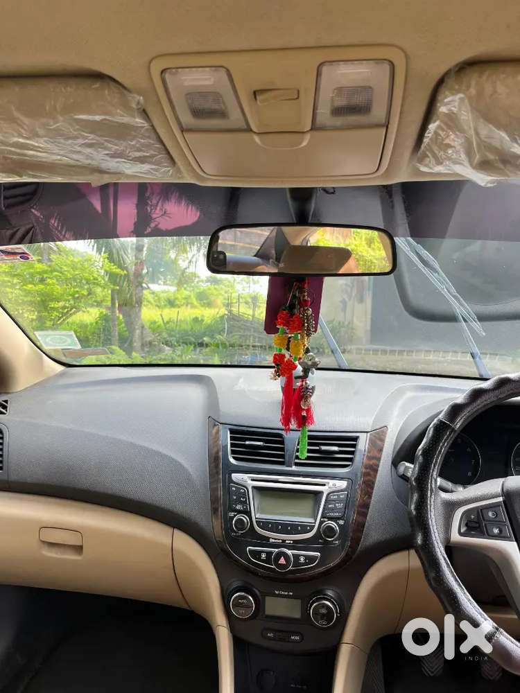 Hyundai Verna 2011 Manual Petrol