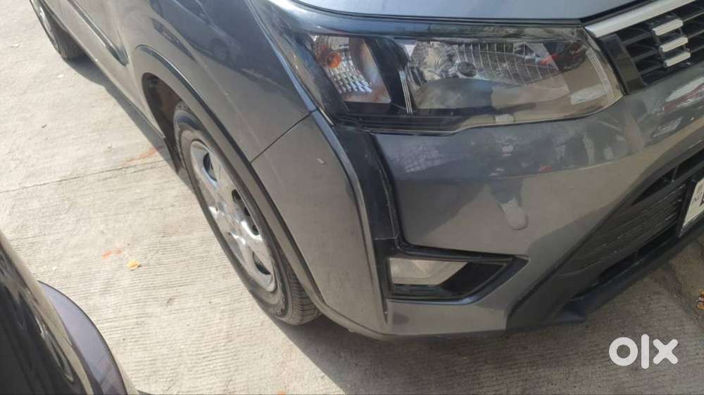 Xuv300, Single Owner, Top Model With Sunroof