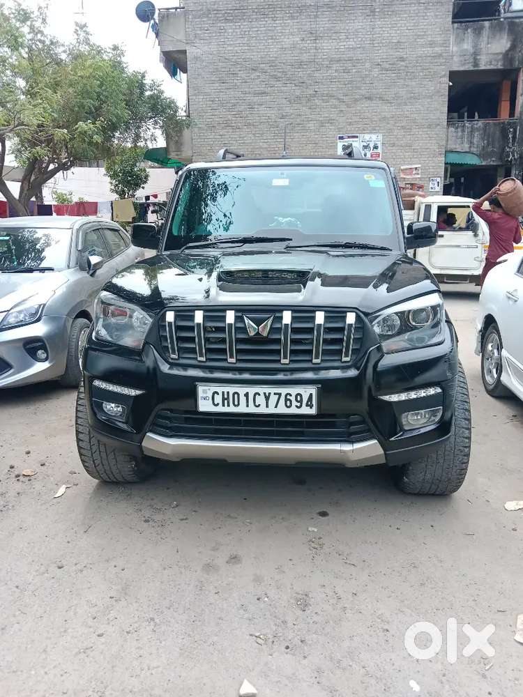 Mahindra Scropio Classic S11 Top Model...