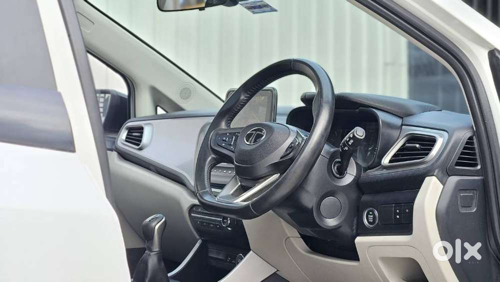 Tata Altroz 1.5 Xz Plus Diesel, 2024, Diesel