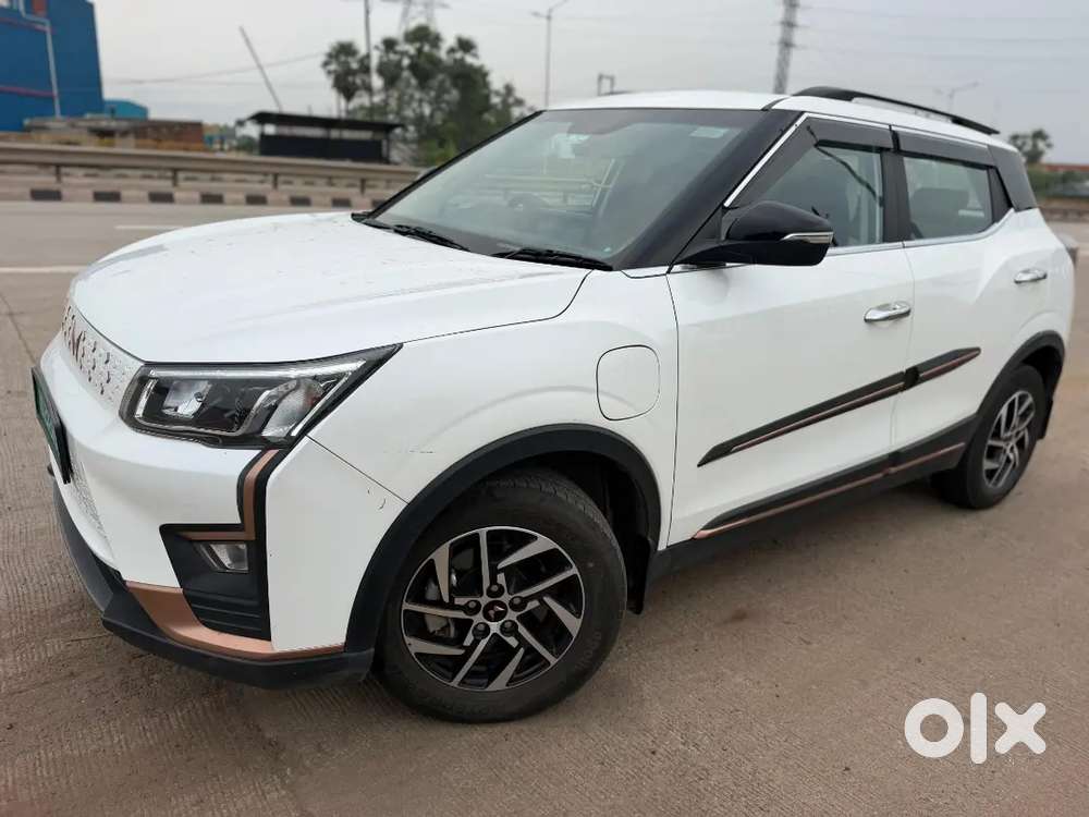 Mahindra Xuv400 Electric 2025 Automatic