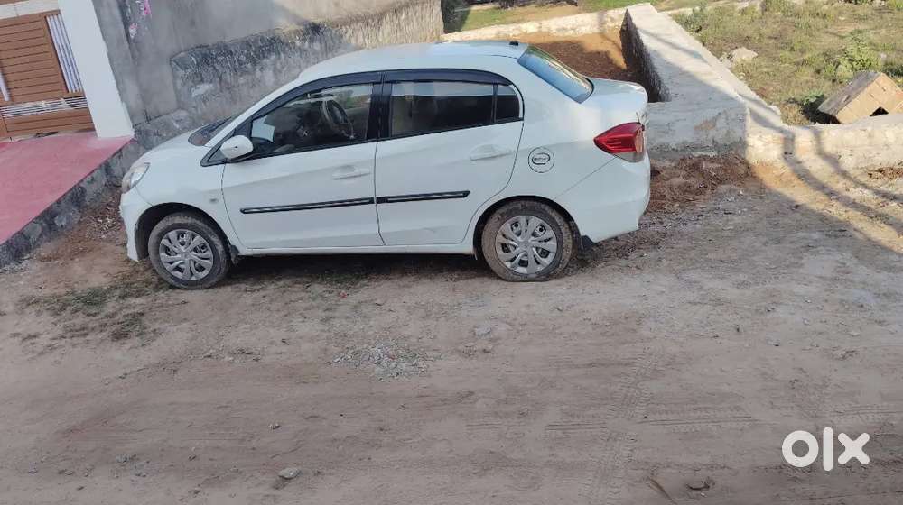 Honda Amaze 2013 Diesel Well Maintained