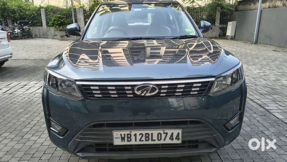 Mahindra Xuv300 W6, 2022, Petrol