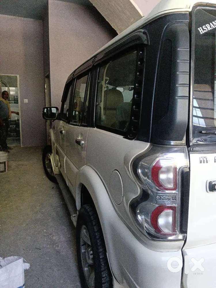 Mahindra Scorpio 2012