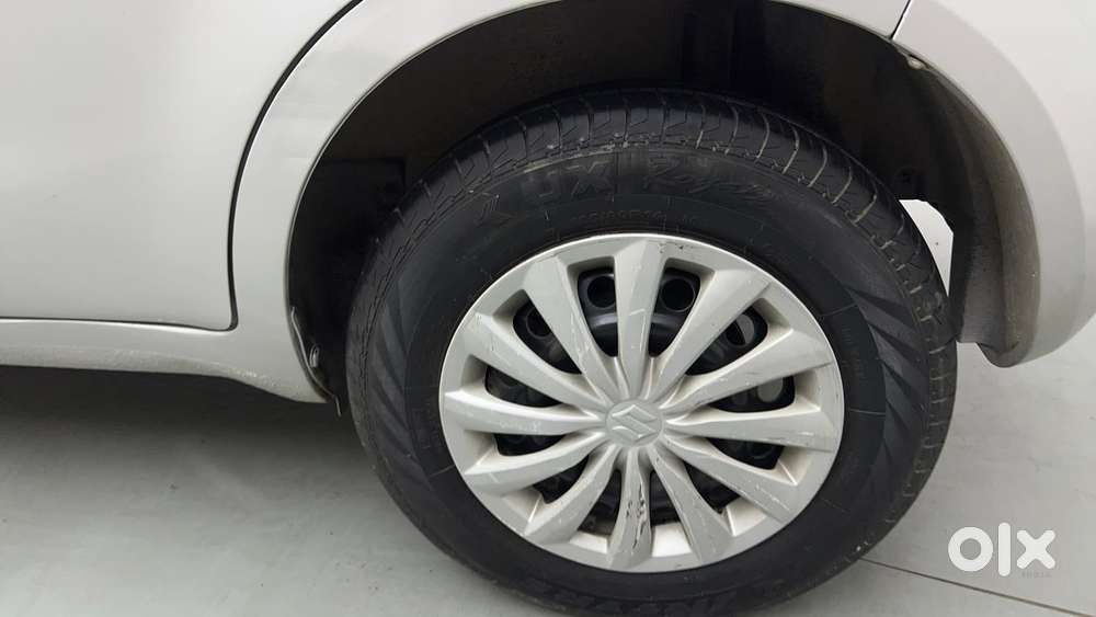 Maruti Suzuki Ritz Vxi, 2015, Petrol