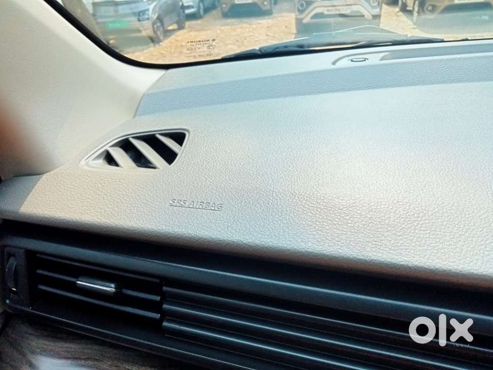 Maruti Suzuki Ertiga 1.5 Zxi Plus Shvs, 2019, Petrol