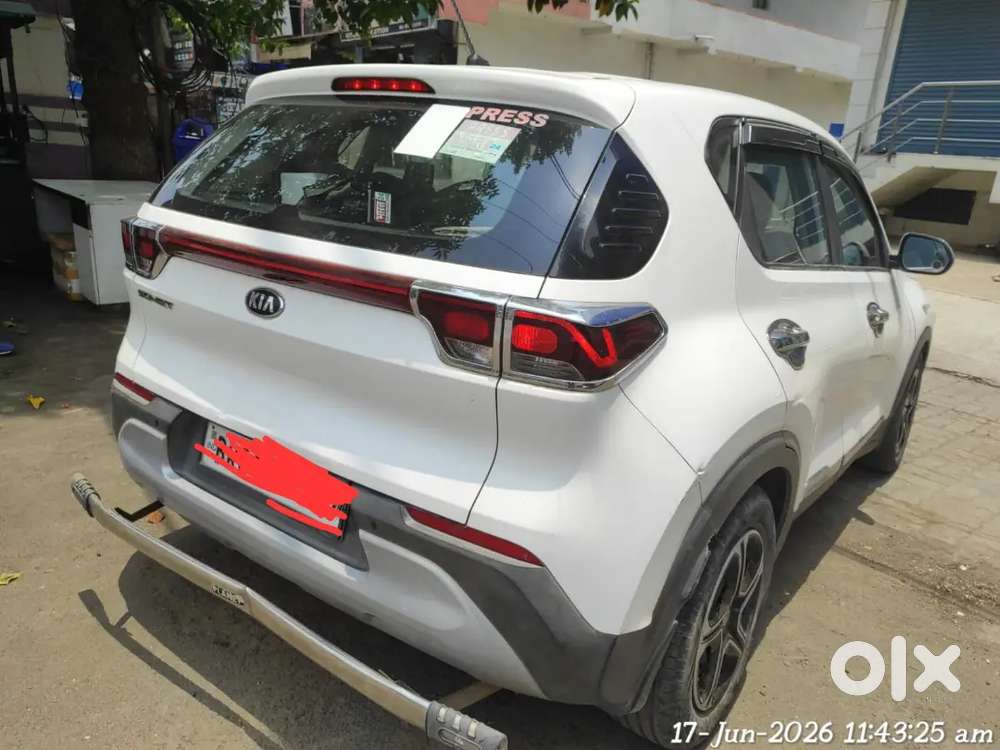 Kia Sonet Petrol 2020