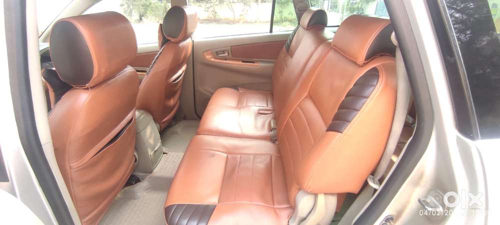 Toyota Innova 2.5 V 7 Str, 2010, Diesel