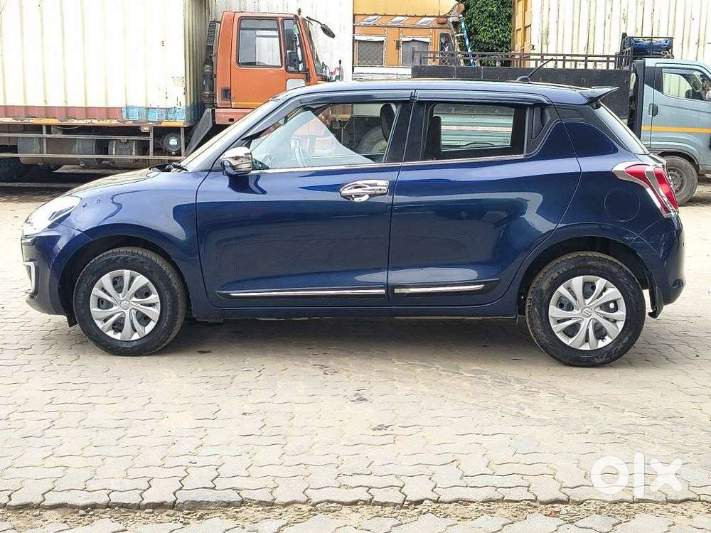 Maruti Suzuki Swift Vxi Optional, 2023, Petrol