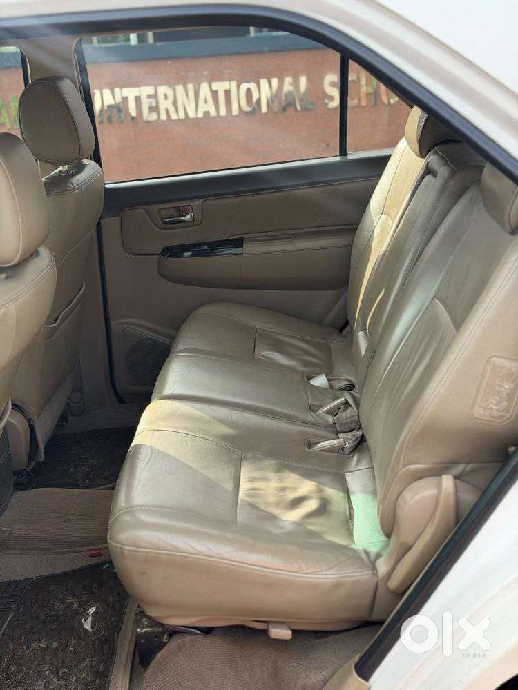Toyota Fortuner 3.0 4x2 Automatic, 2013, Diesel