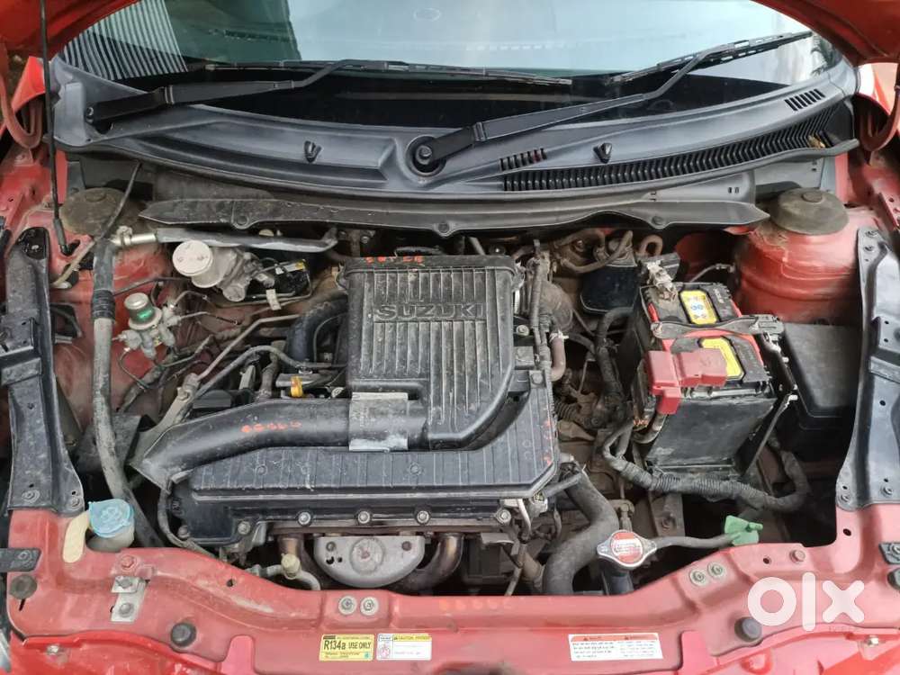 Maruti Suzuki Swift Lxi 2015