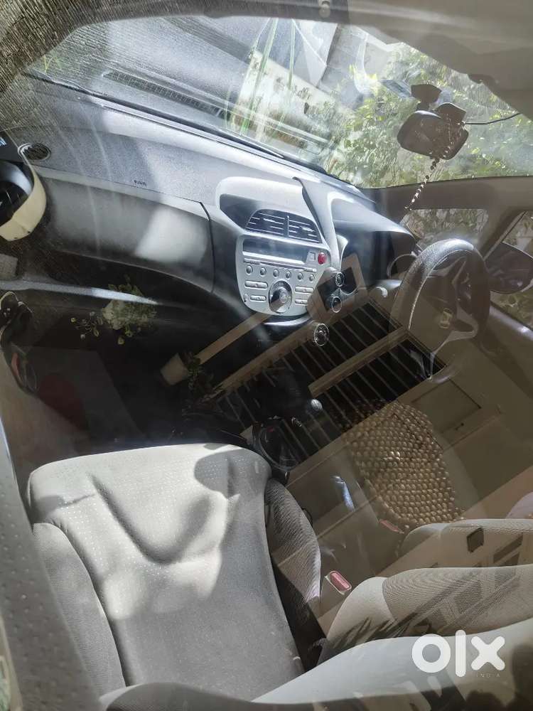 Honda Jazz 2010 Model, Single Owner, Tax Paid Till 2029