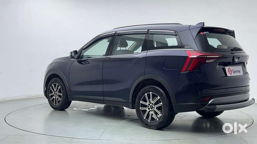 Mahindra Xuv700 2.0 Ax 7 Petrol At Str, 2025, Petrol
