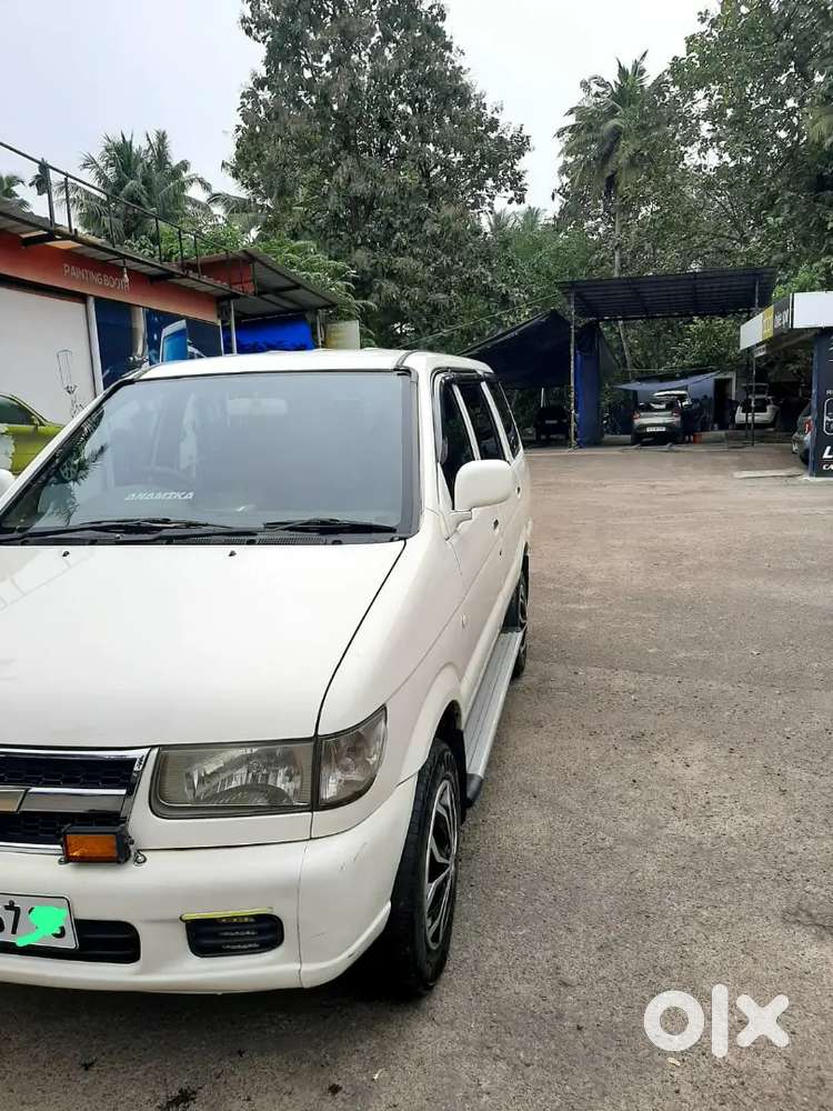 Chevrolet Tavera Neo 2011 Diesel 185000 Km Driven
