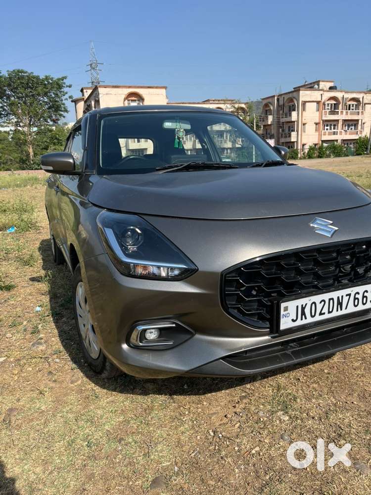 Maruti Suzuki Swift Vxi Optional 2025