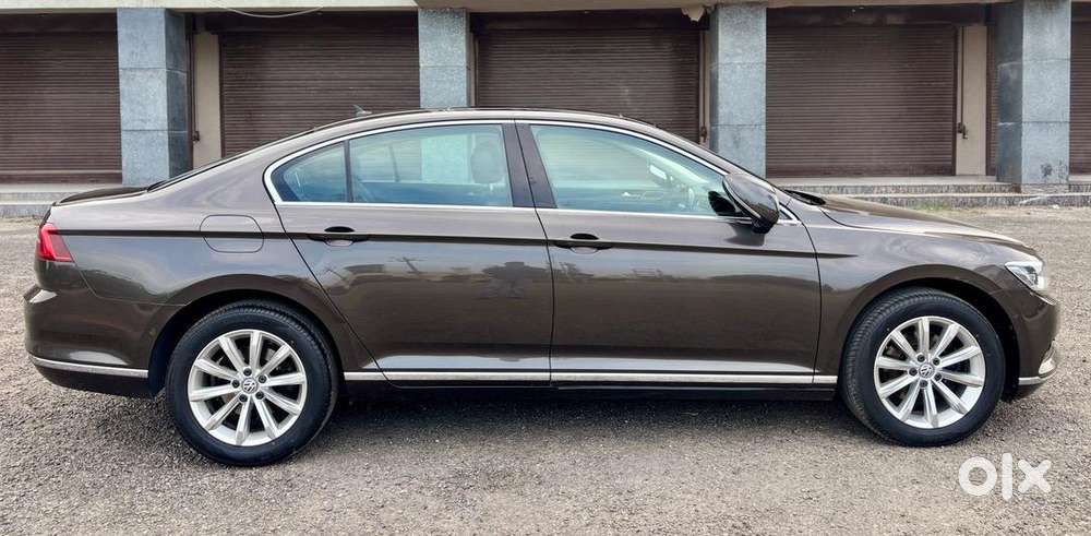 Volkswagen Pasad With Auto Park 2018/19 Only 62000km Driven