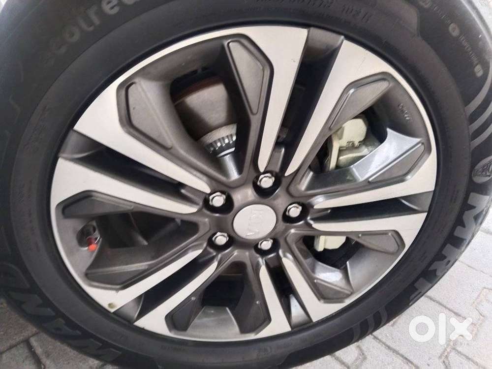 Kia Carnival Prestige, 2021, Diesel