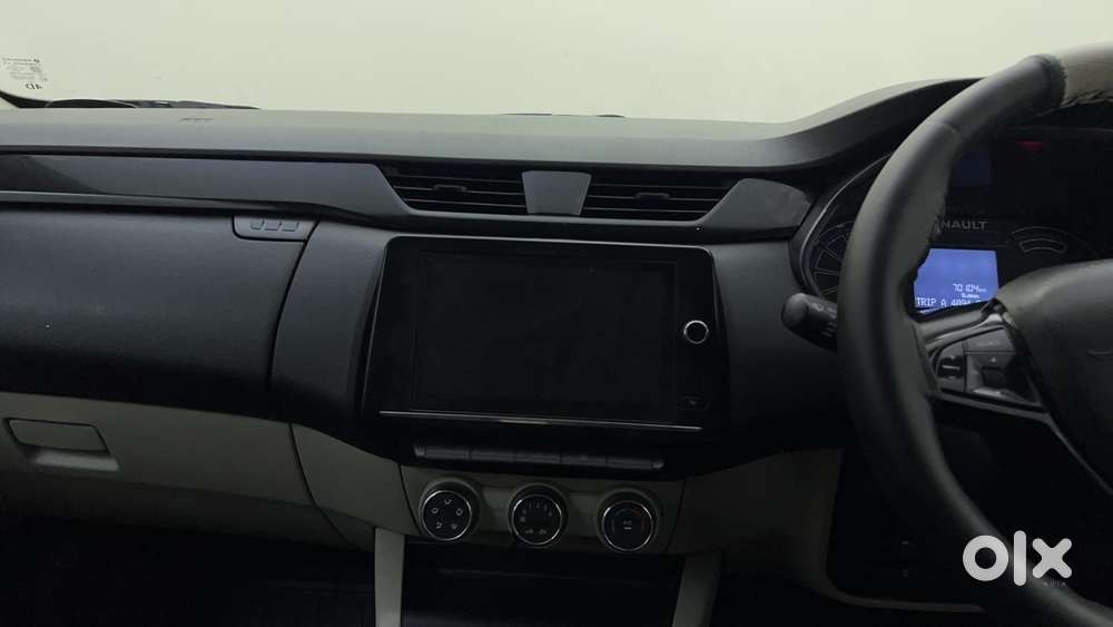 Renault Triber Rxt, 2022, Petrol