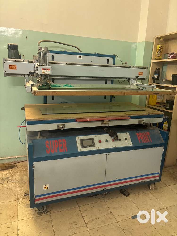 Automatic screen printing machine