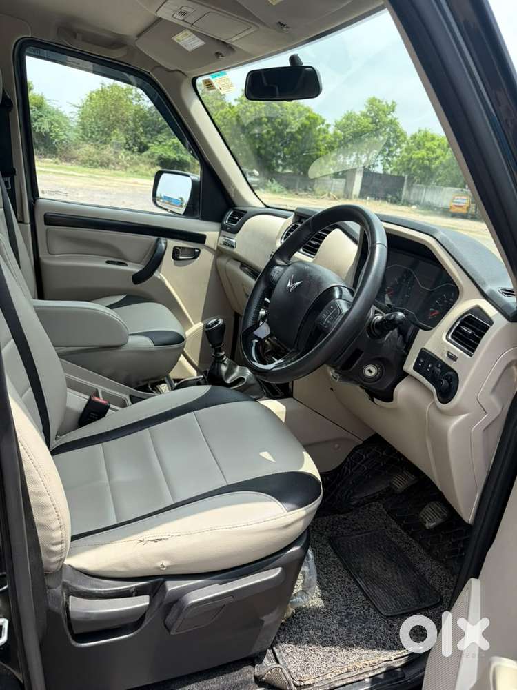 Mahindra Scorpio Classic 2.2 S 11 Mt 7 Cc, 2023, Diesel