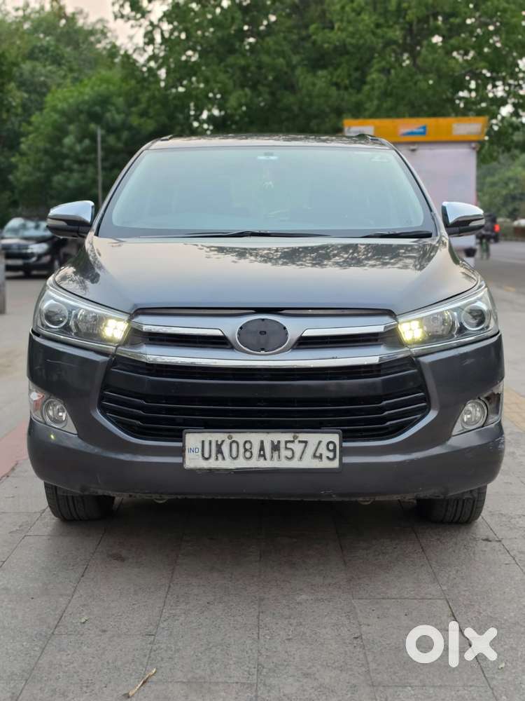 Toyota Innova Crysta 2.8z Automatic, 2016, Diesel