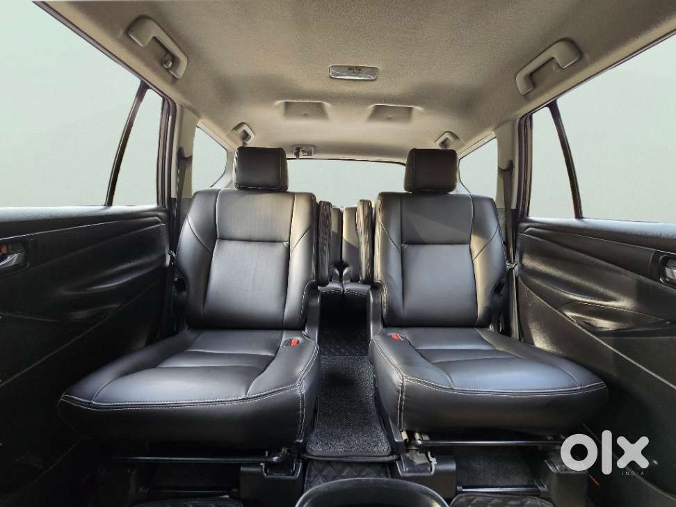 Toyota Innova Crysta [2020-ongoing] 2.4 Gx At 7 Str, 2022, Diesel