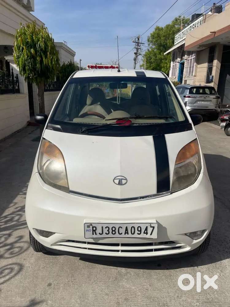 Well Maintained Family Car Koi Bhi Mistake Nhi Hai  30 Ka Everage Hai
