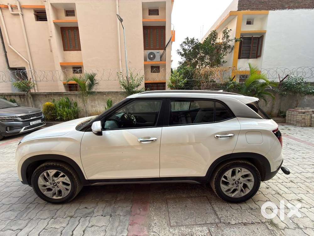 Hyundai 2023 Manual Petrol