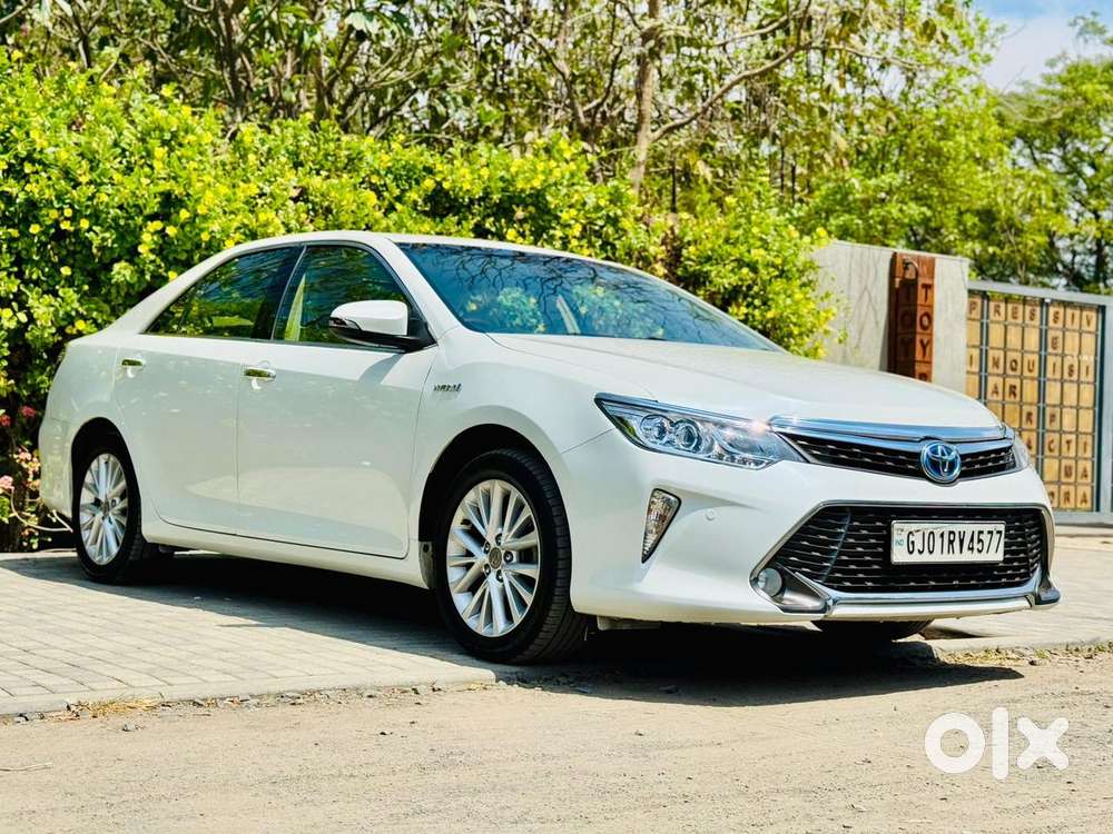 Toyota Camry Hybrid 2.5, 2016, Petrol