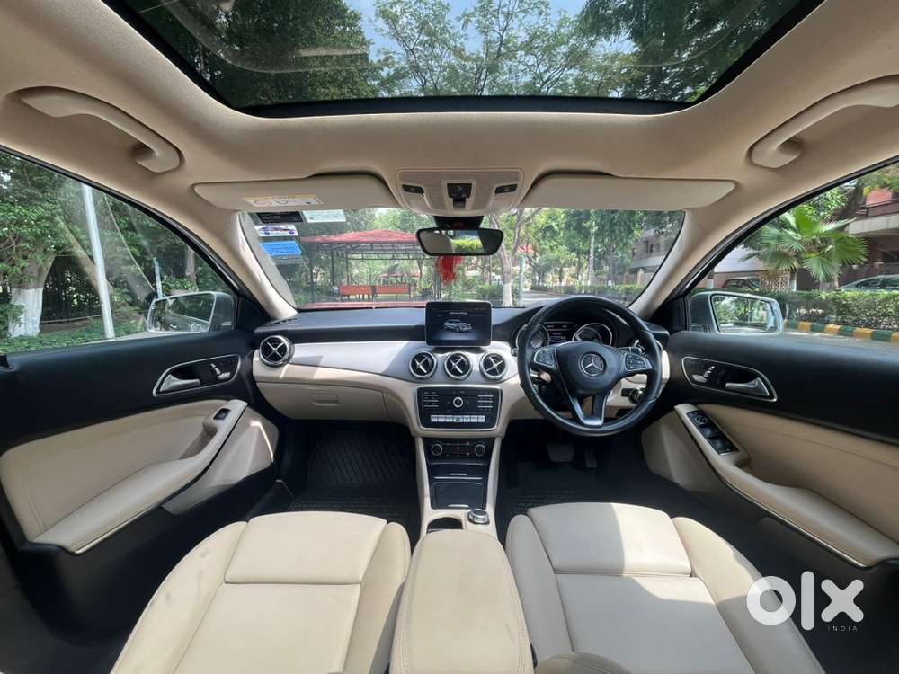 Mercedes-benz Gla 200 Sport Petrol  24000 Kms Driven