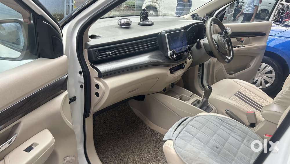 Maruti Suzuki Ertiga 1.5 Zxi Plus Shvs, 2022, Petrol