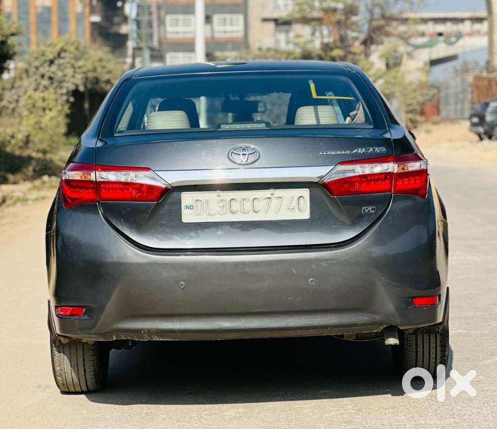 Toyota Corolla Altis 2013-2017 Vl At, 2015, Petrol