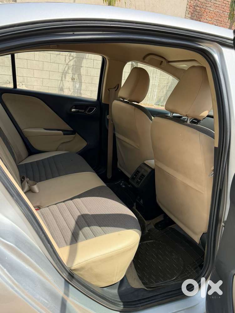 Honda City V At I-vtec, 2018, Petrol