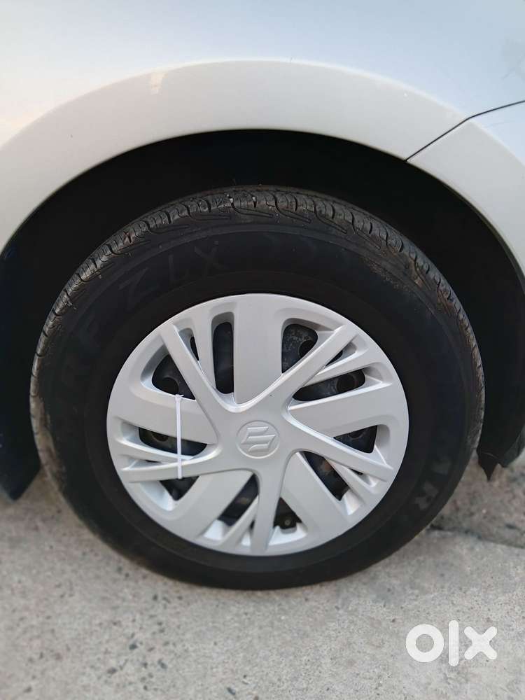 Maruti Suzuki Swift Dzire 1.3 Vxi, 2020, Petrol