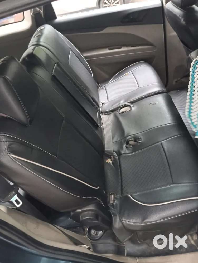 Mahindra Marazzo 1.5 2019