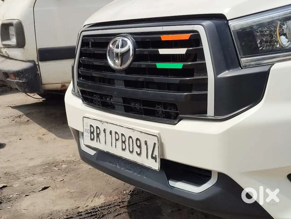 Toyota Innova Crysta 2018 Diesel Well Maintained