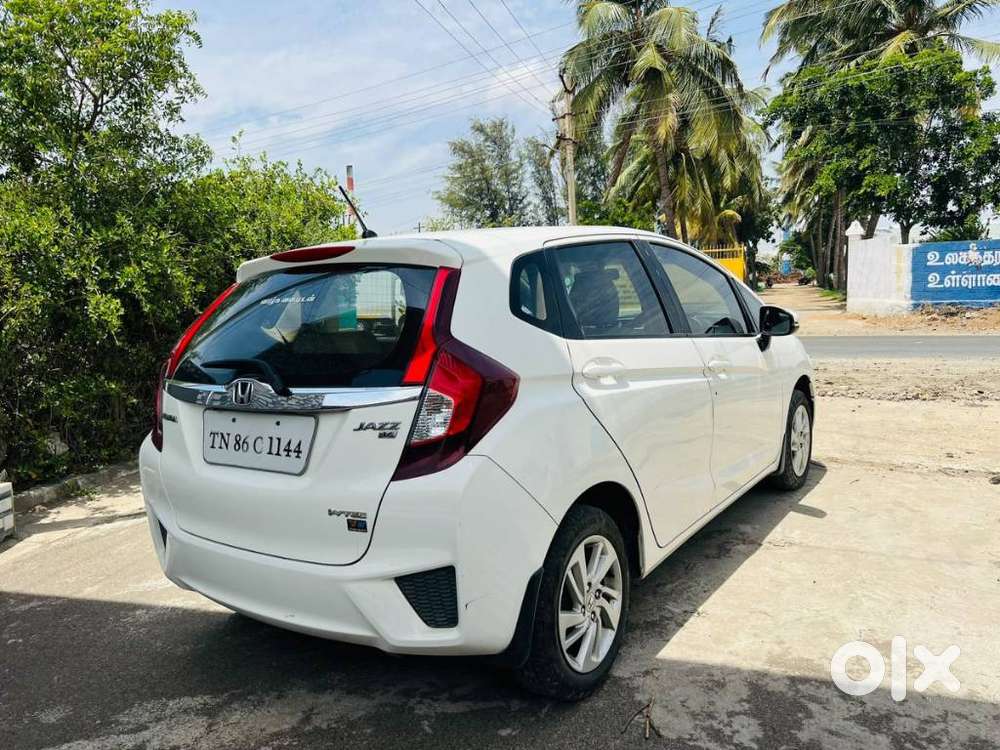 Honda Jazz V Automatic, 2017, Petrol