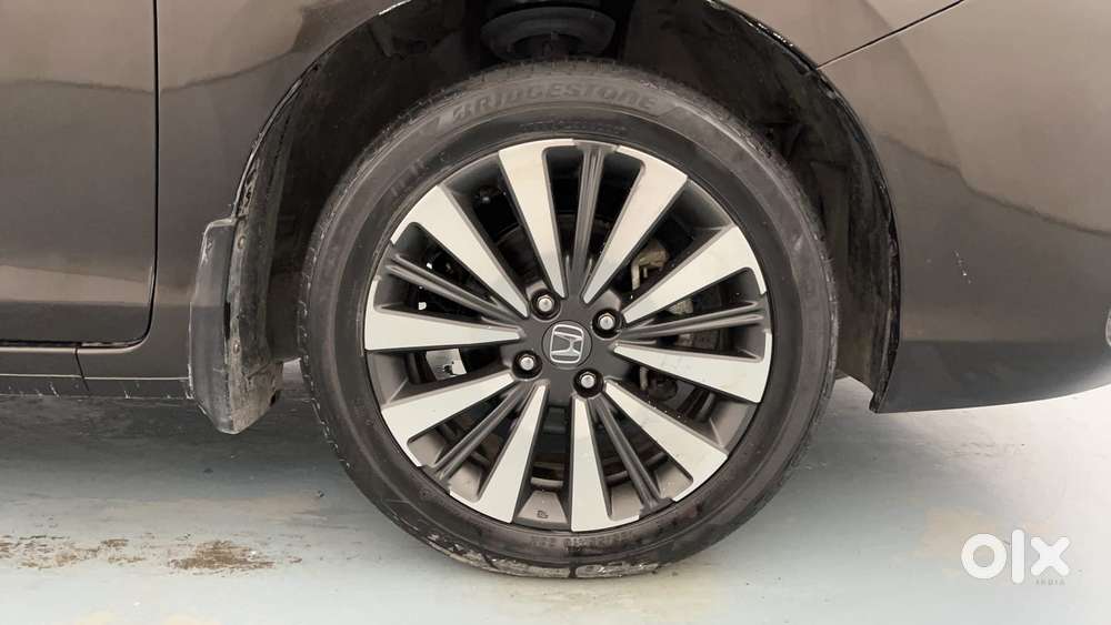 Honda City 1.5 Zx I-vtec Mt, 2023, Petrol