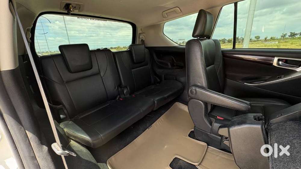 Toyota Innova Crysta 2.4 Z 7 Str, 2016, Diesel