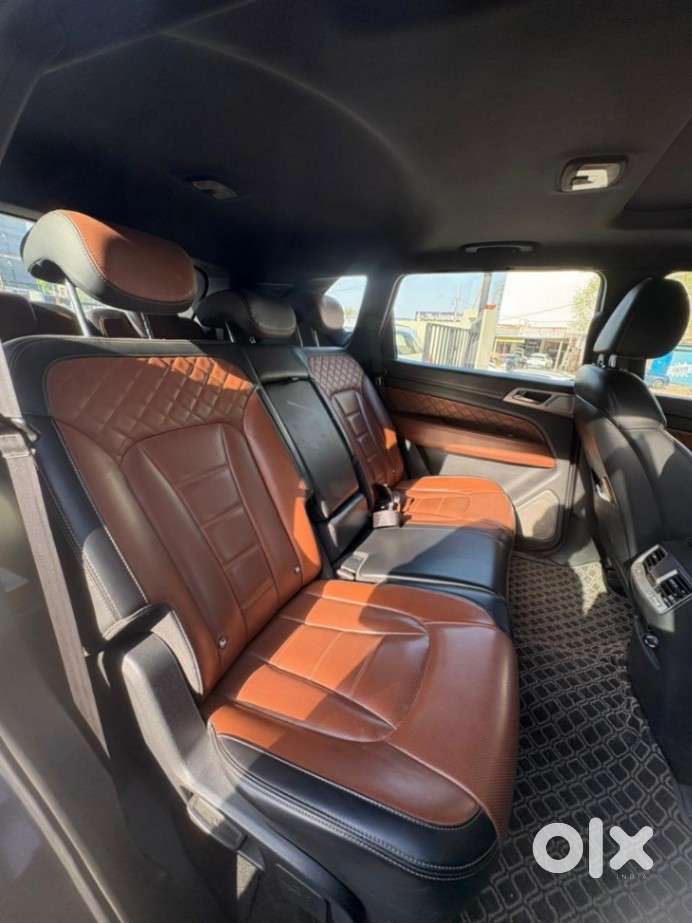 Mahindra Alturas G4 4x4 At, 2022, Diesel