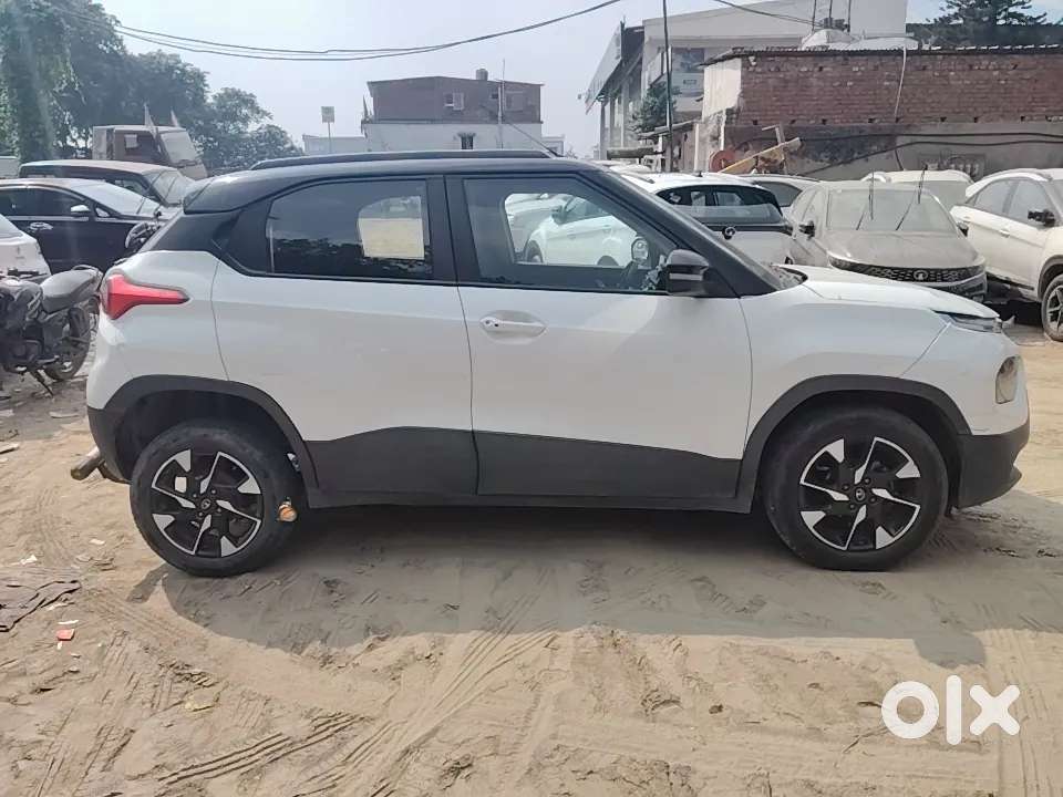 Tata Punch Creative, 2022, Petrol